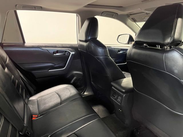 Used 2021 Toyota RAV4 XLE Premium w/ Carpet Mat Package (TMS) image 14