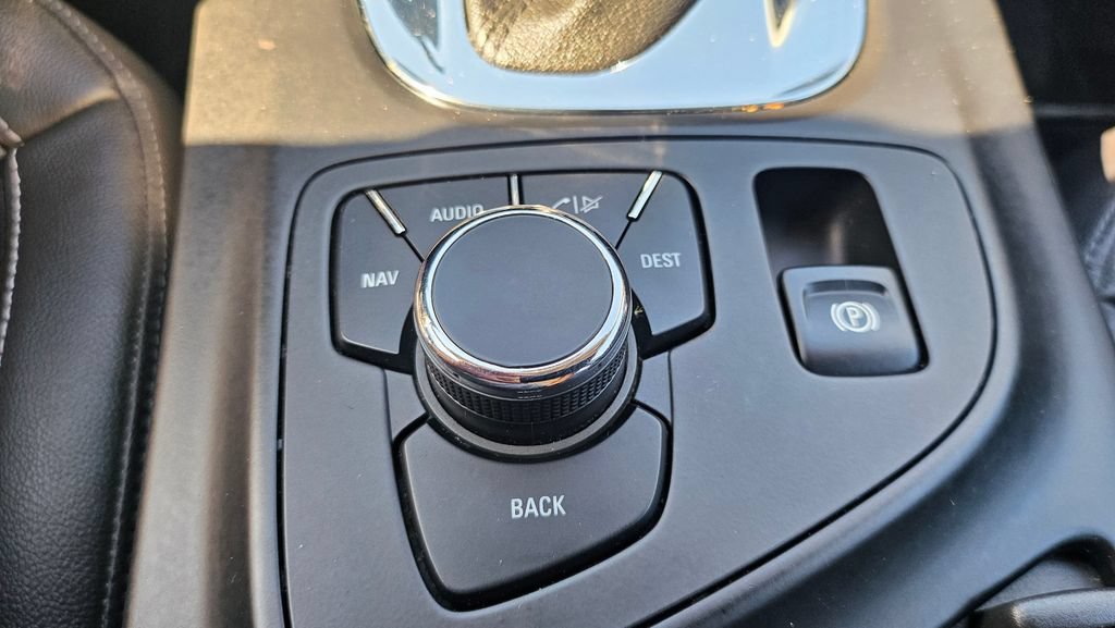 Used 2011 Buick Regal CXL w/ RL6 Preferred Equipment Group FWD image 39