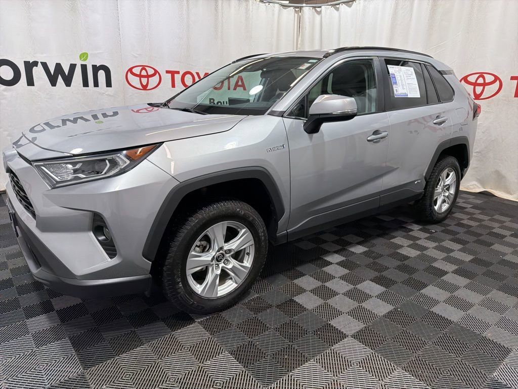 Used 2021 Toyota RAV4 XLE w/ XLE Grade Weather Package image 3