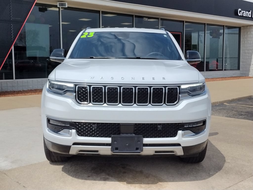 Used 2023 Jeep Wagoneer Series II AWD/4WD image 12