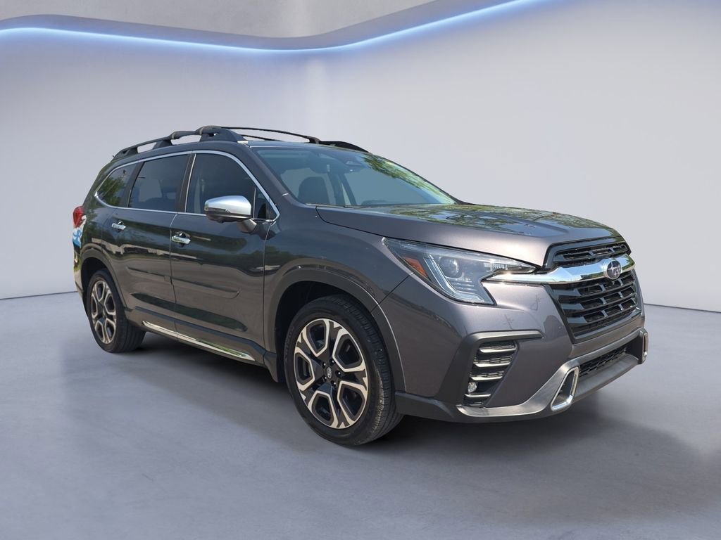 Used 2023 Subaru Ascent Touring AWD/4WD image 7