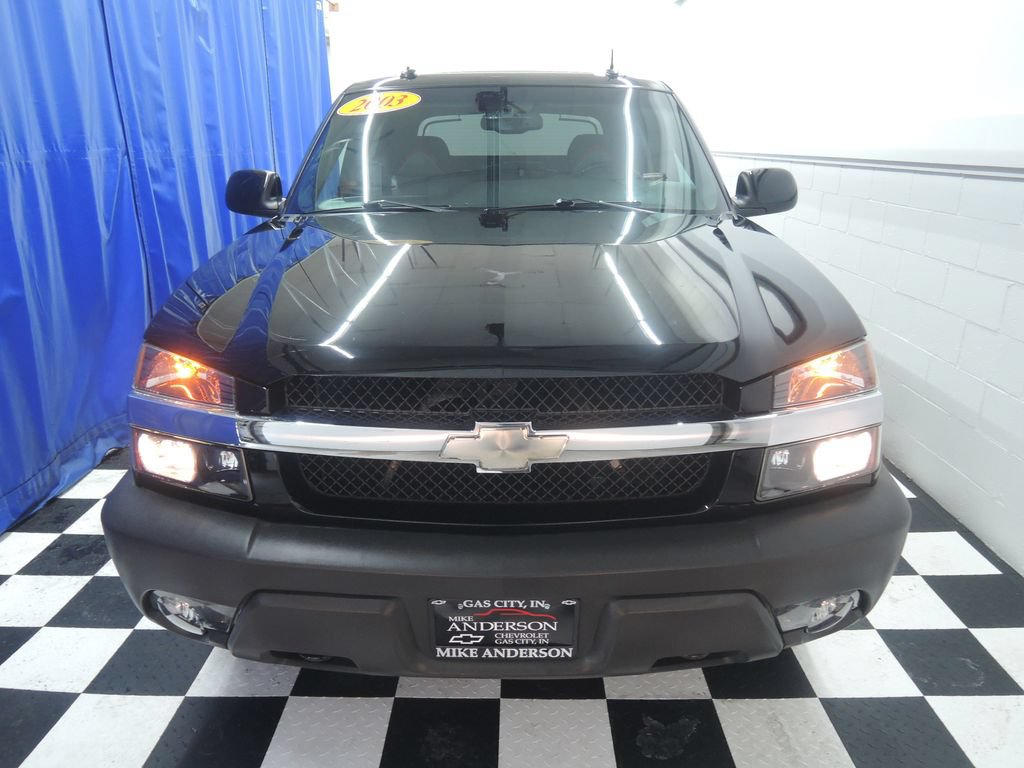 Used 2003 Chevrolet Avalanche 4x4 w/ The North Face Edition image 12