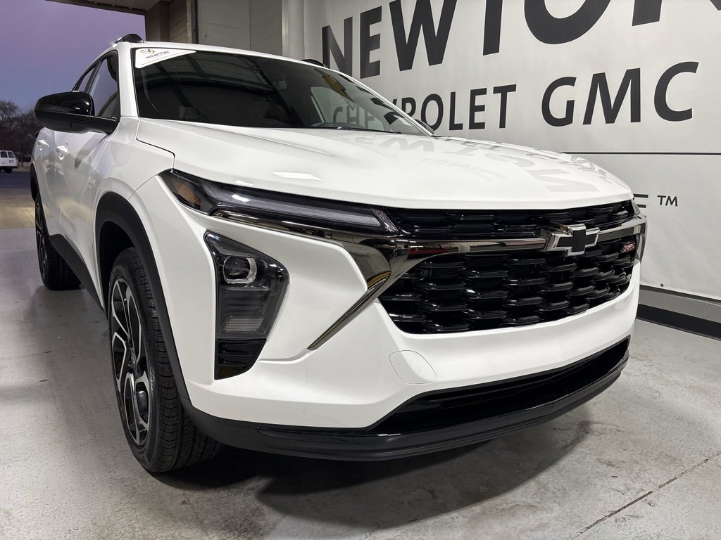 New 2026 Chevrolet Trax RS w/ Driver Confidence Package image 36