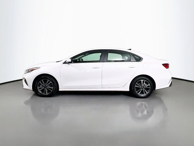 Used 2024 Kia Forte LXS FWD image 6