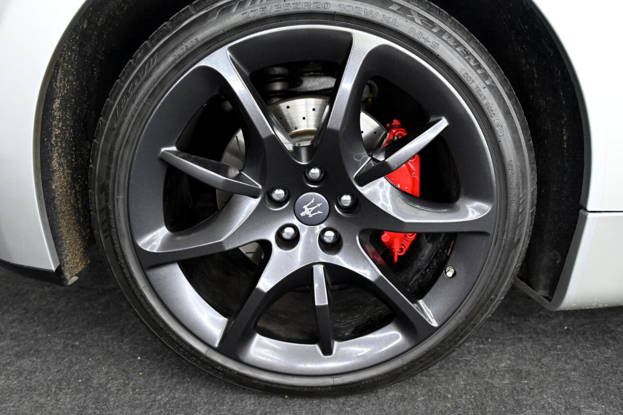 Used 2014 Maserati GranTurismo Sport image 43