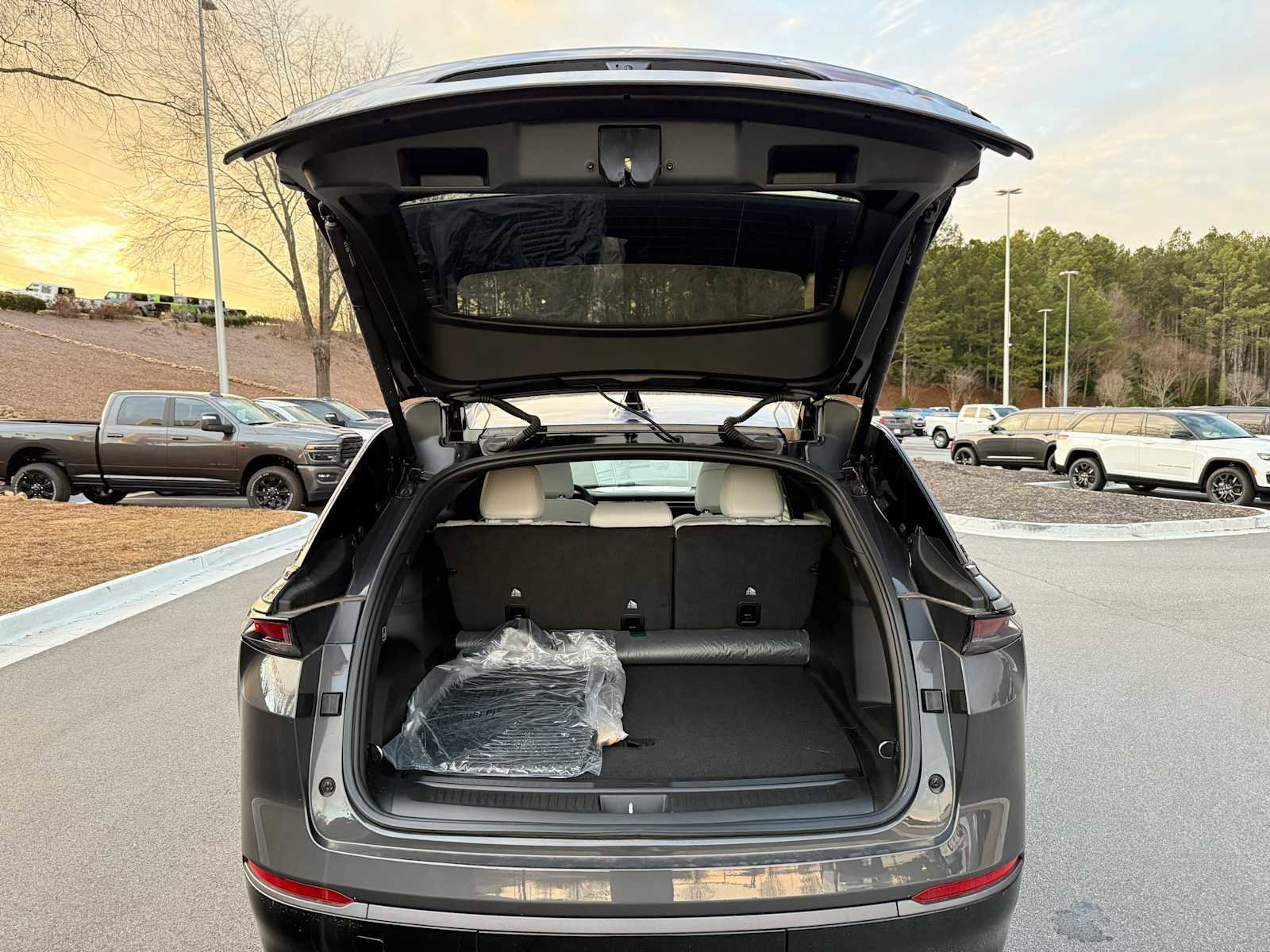 New 2025 Jeep Wagoneer S Limited image 32