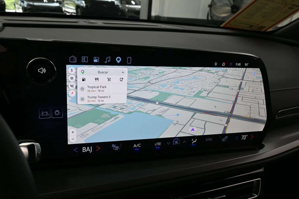 Used 2026 Chevrolet Traverse LT FWD image 20