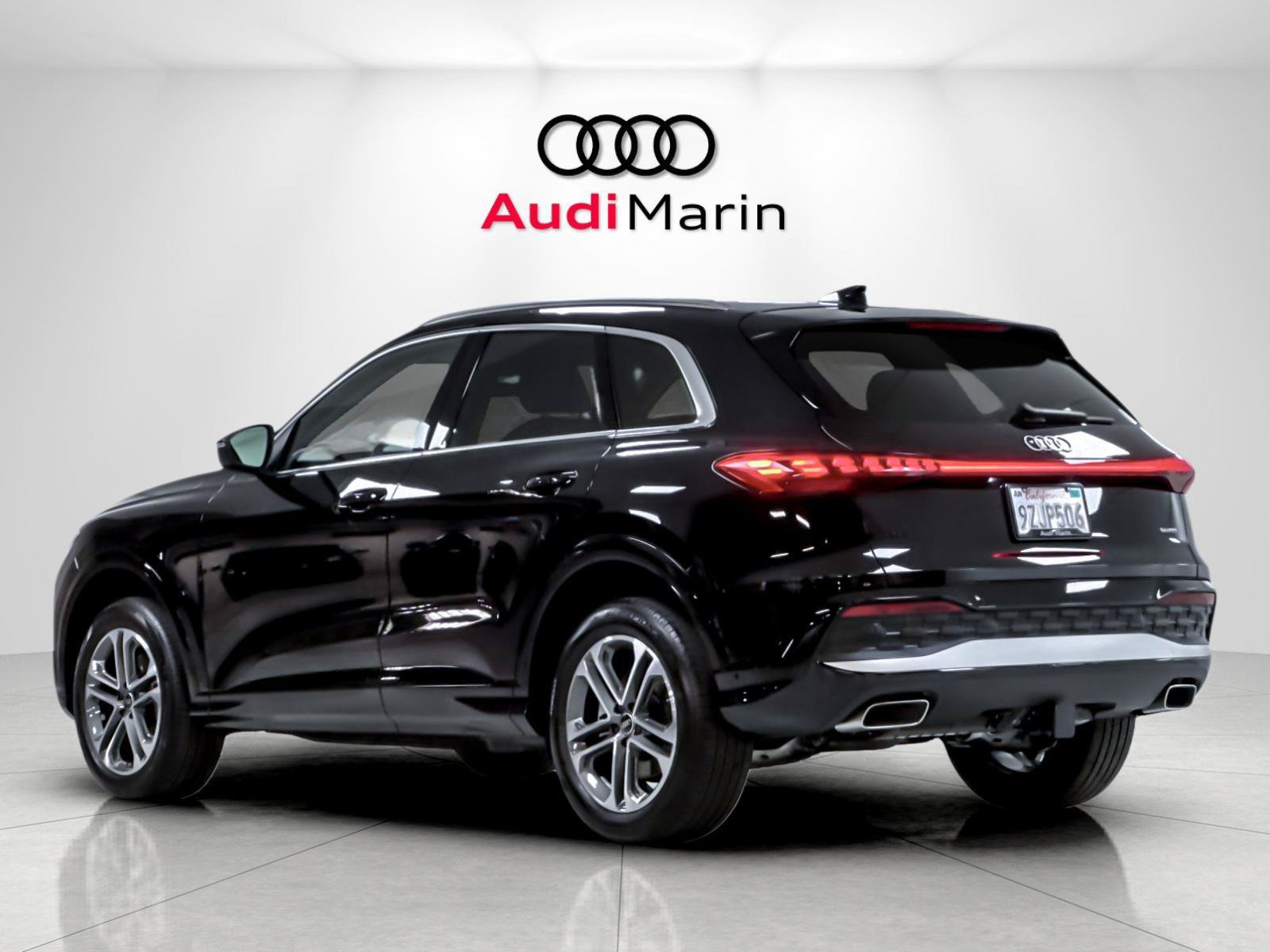 Certified 2026 Audi Q5 Premium AWD/4WD image 3