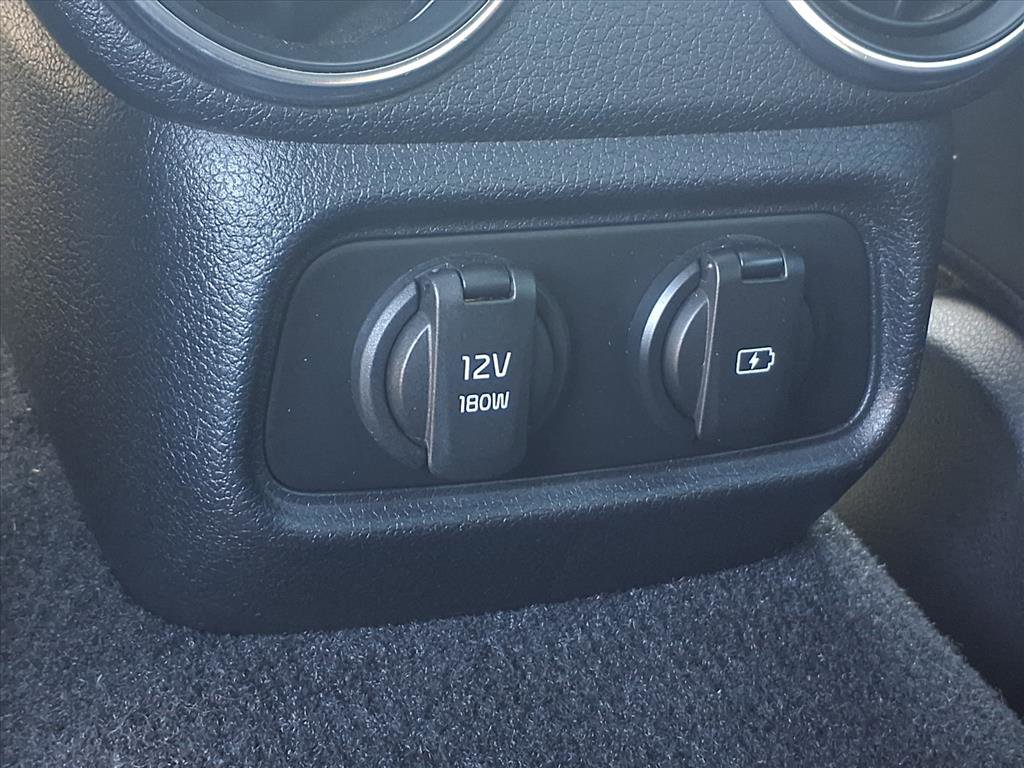 Used 2023 Kia Stinger GT2 image 27