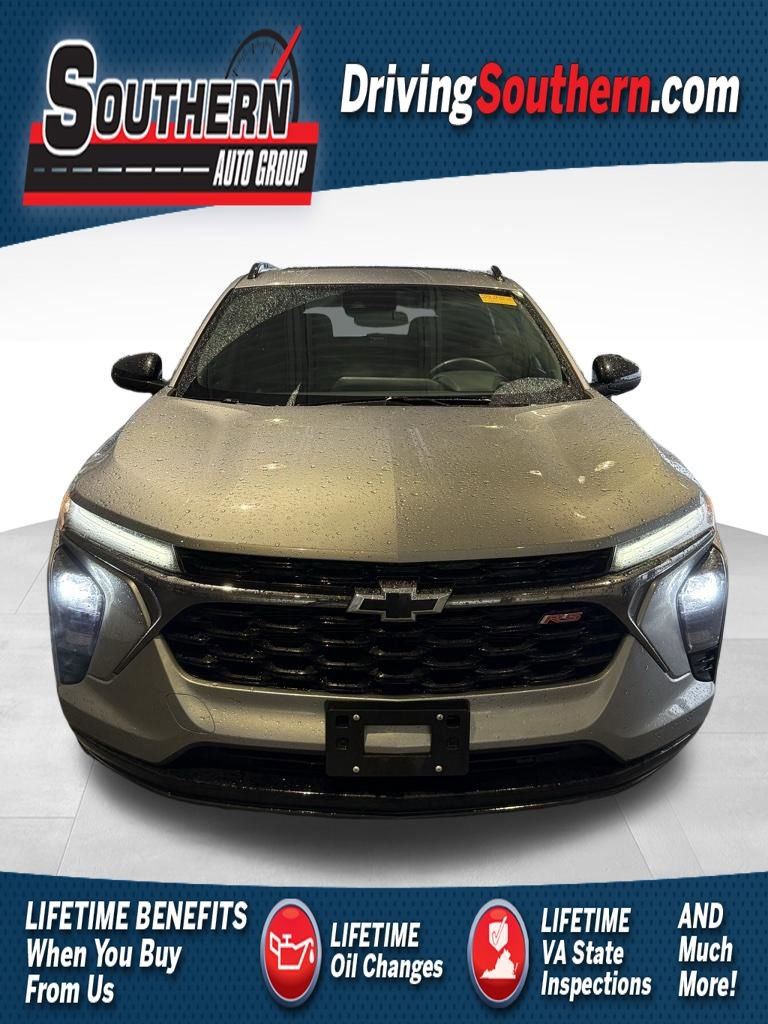 Used 2024 Chevrolet Trax RS w/ Sunroof Package