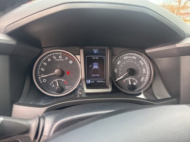 Used 2020 Toyota Tacoma TRD Off-Road image 26