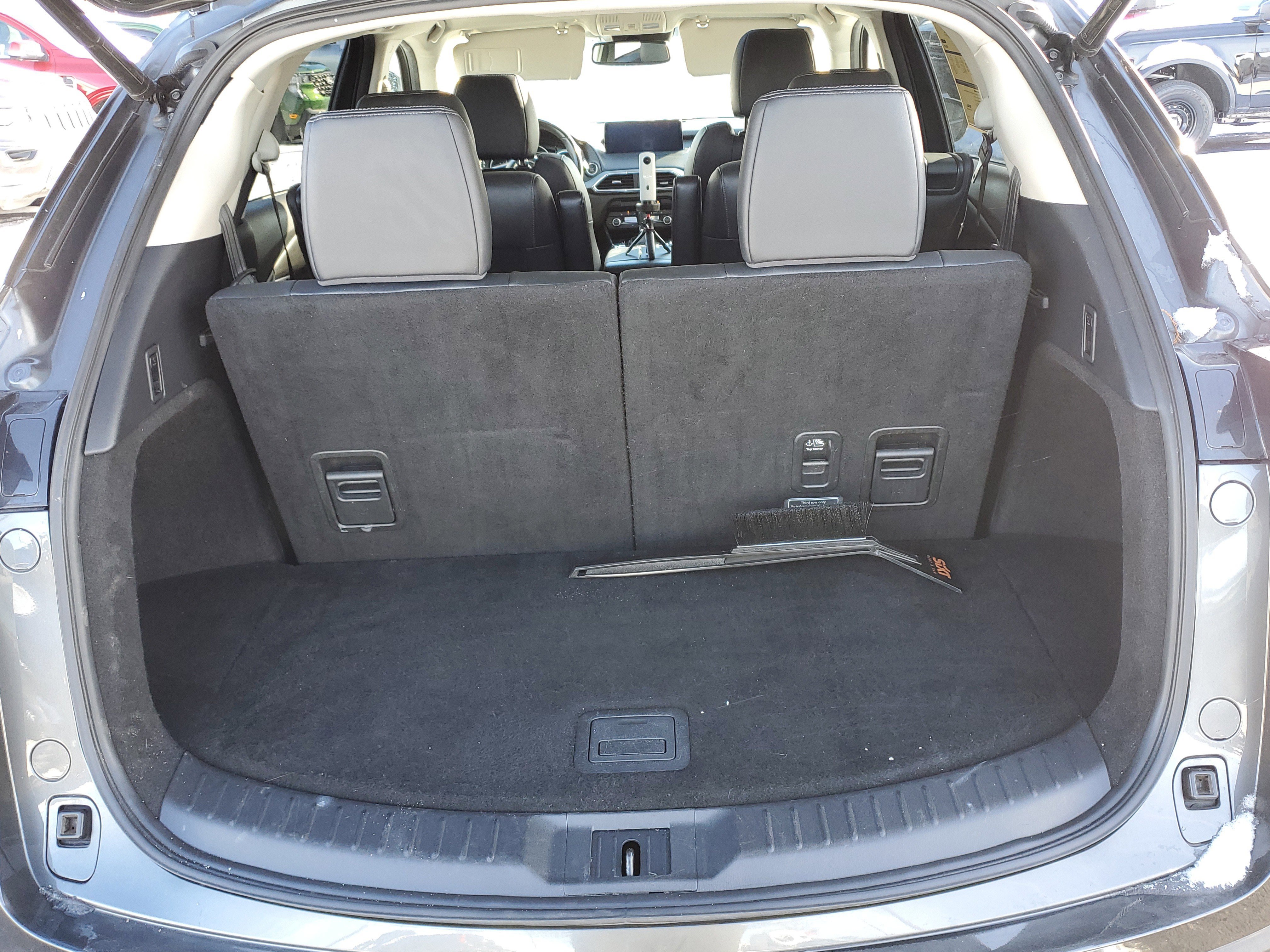 Used 2023 MAZDA CX-9 Touring image 6