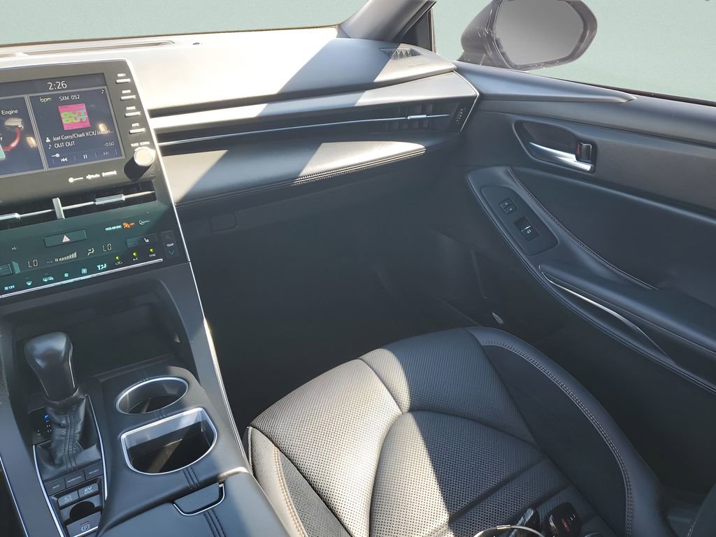 Used 2020 Toyota Avalon XSE image 11