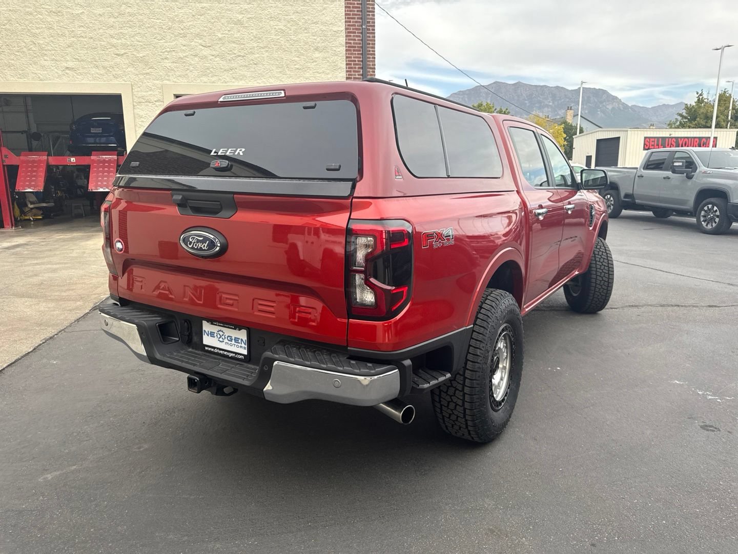 Used 2024 Ford Ranger XLT w/ FX4 Off-Road Package AWD/4WD image 8