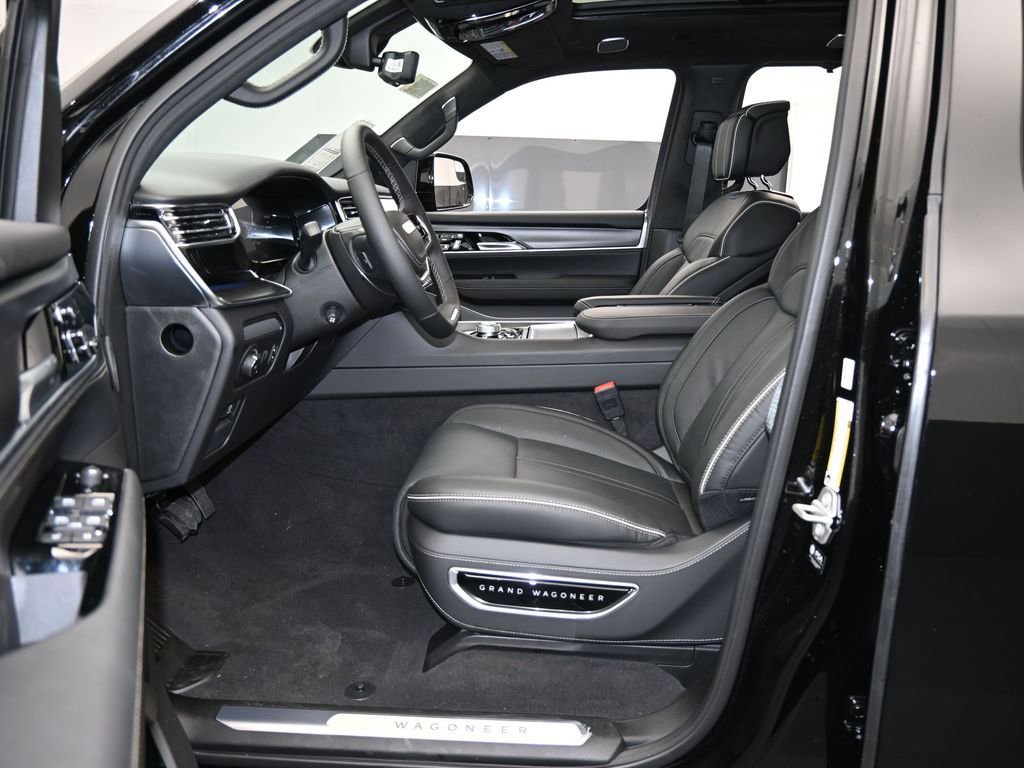 Used 2024 Jeep Grand Wagoneer Series II w/ Quick Order Packagew 28T image 10