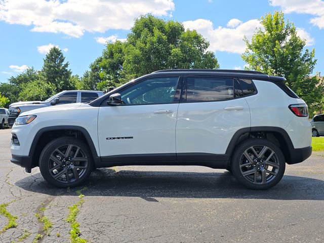New 2026 Jeep Compass Limited w/ Sun, Sound & Navigation Group AWD/4WD image 25