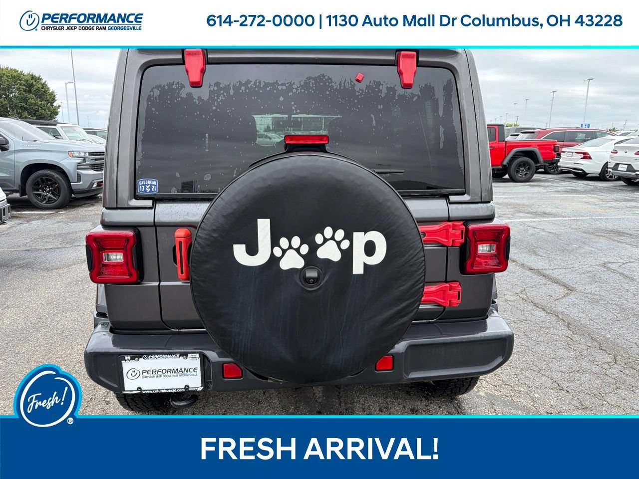 Used 2020 Jeep Wrangler Unlimited Sahara AWD/4WD image 8