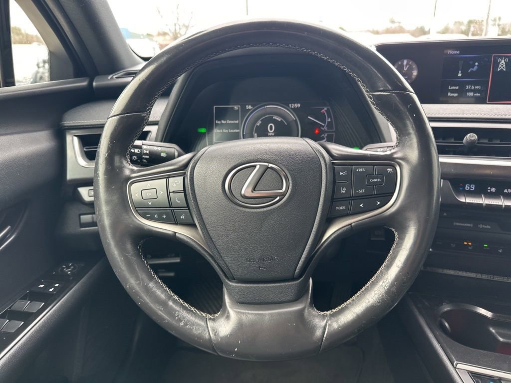 Used 2020 Lexus UX 250h w/ Premium Package image 19