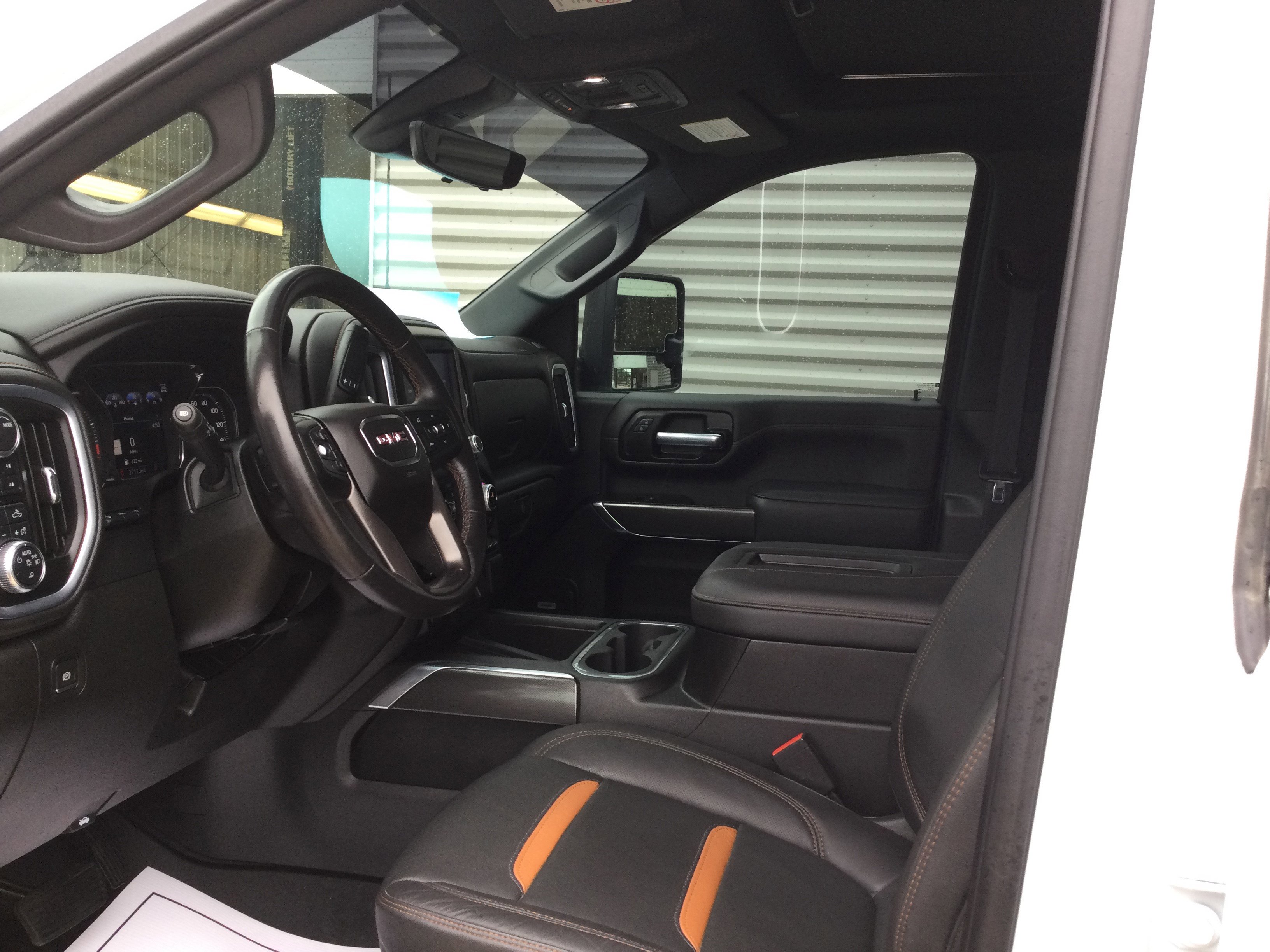 Used 2021 GMC Sierra 2500 AT4 w/ AT4 Premium Plus Package AWD/4WD image 13