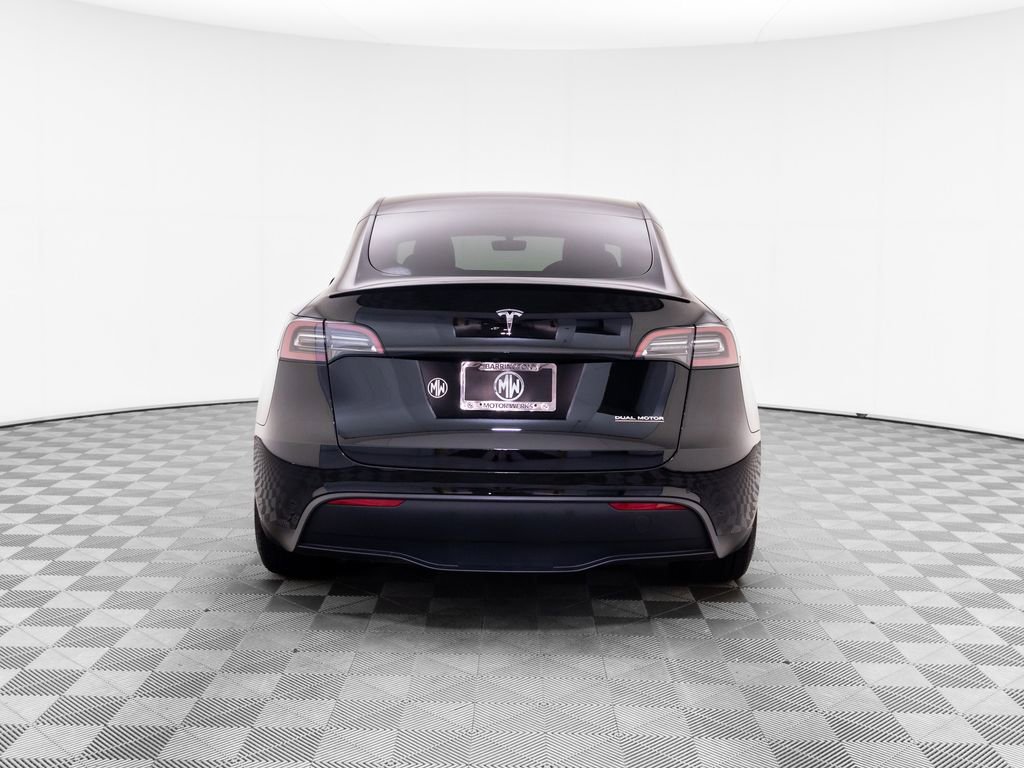 Used 2022 Tesla Model Y Performance AWD/4WD image 5