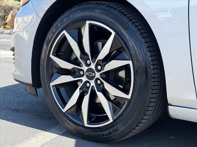 Certified 2021 Chevrolet Malibu RS FWD image 21
