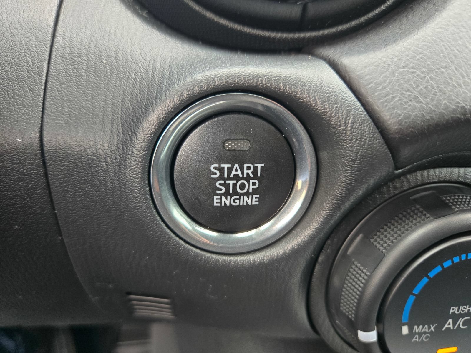 New 2026 MAZDA MX-5 Miata Club w/ Interior Package RWD image 16