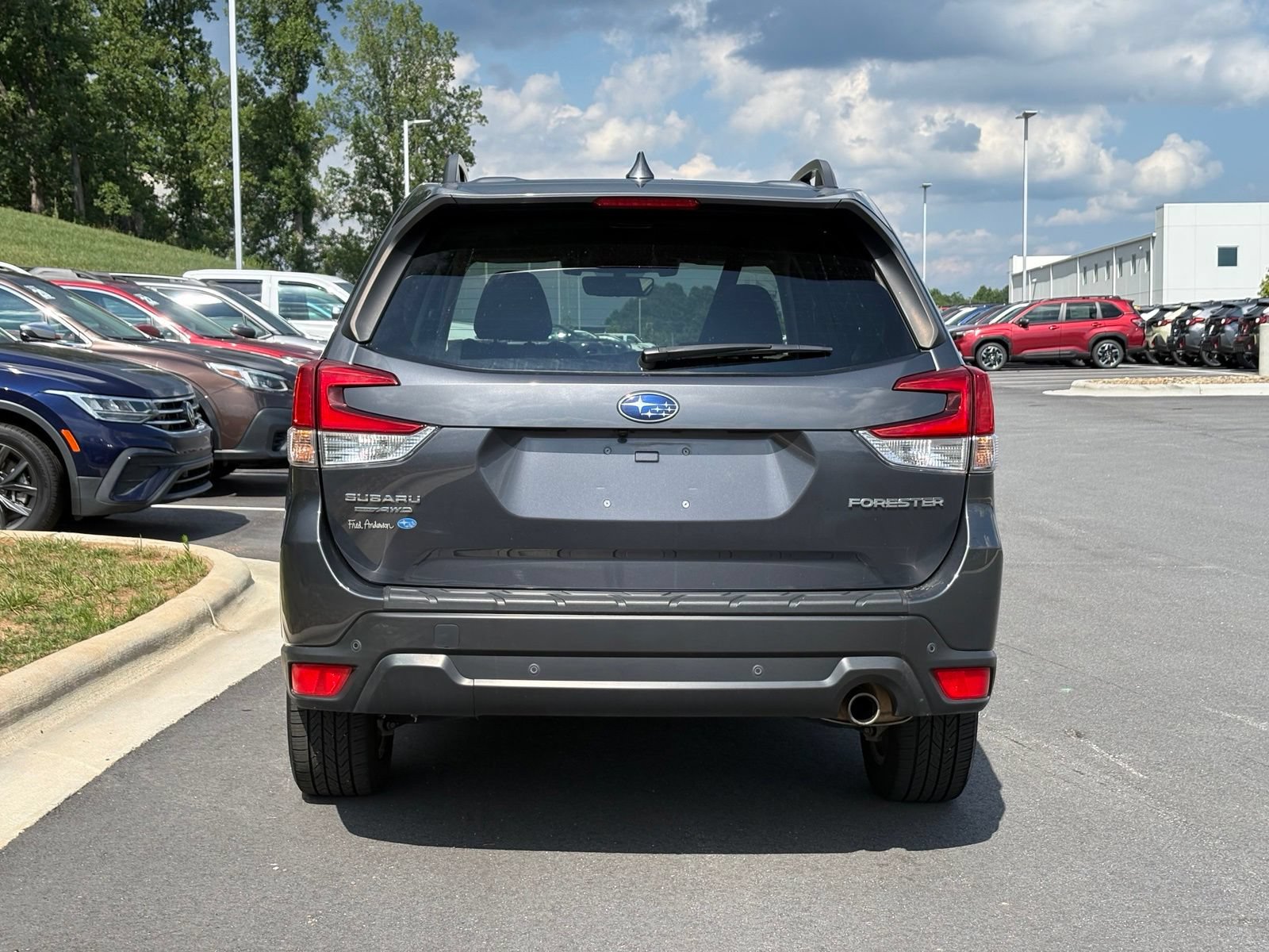 Used 2020 Subaru Forester Limited w/ Popular Package #3 AWD/4WD image 10