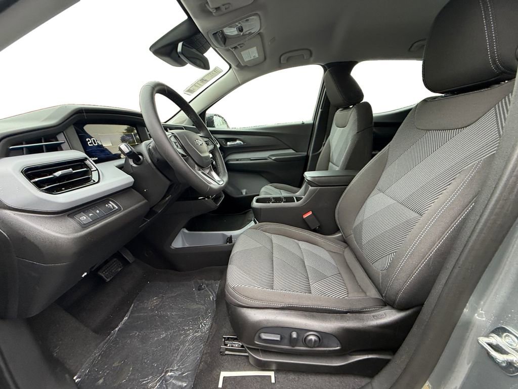 New 2027 Chevrolet Bolt LT FWD image 9