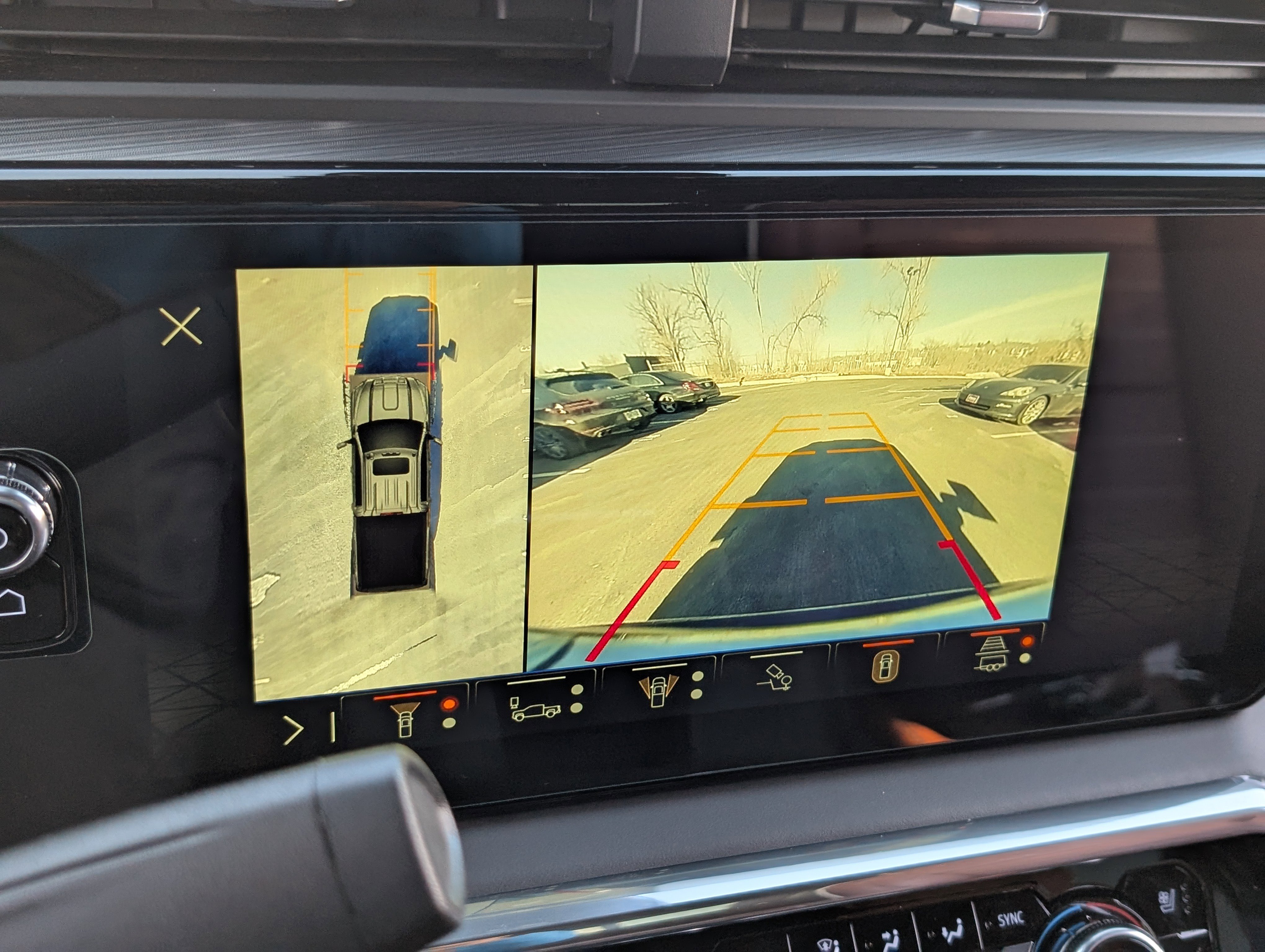 Used 2024 GMC Sierra 2500 Denali Ultimate w/ Max Trailering Package image 32