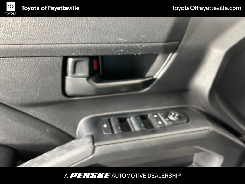 Certified 2025 Toyota Tacoma SR5 w/ SR5 Upgrade Package AWD/4WD image 19