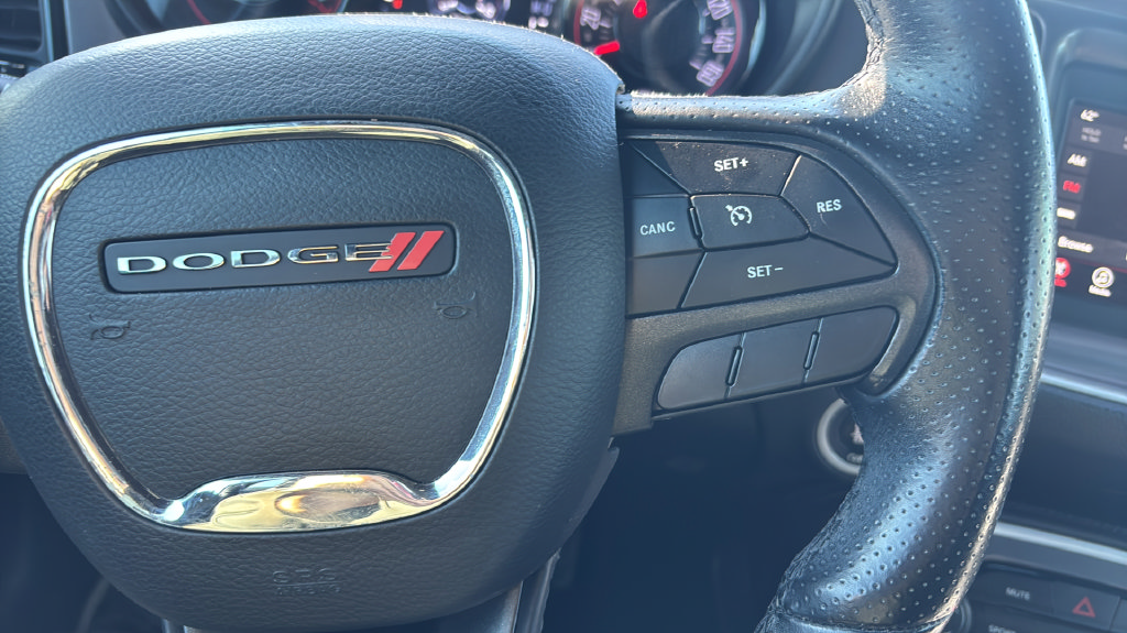 Used 2020 Dodge Challenger SXT w/ Driver Convenience Group AWD/4WD image 50
