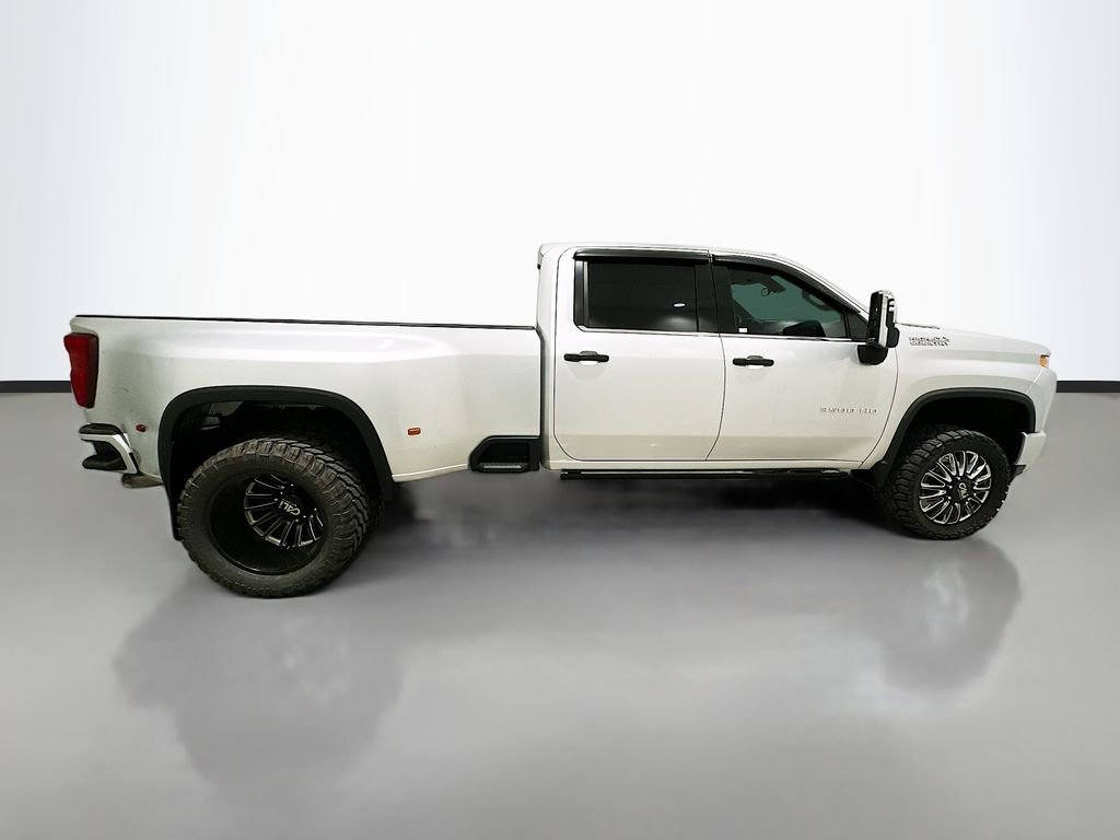 Used 2022 Chevrolet Silverado 3500 High Country w/ Safety Package II image 8