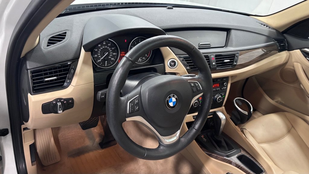 Used 2014 BMW X1 xDrive35i AWD/4WD image 9