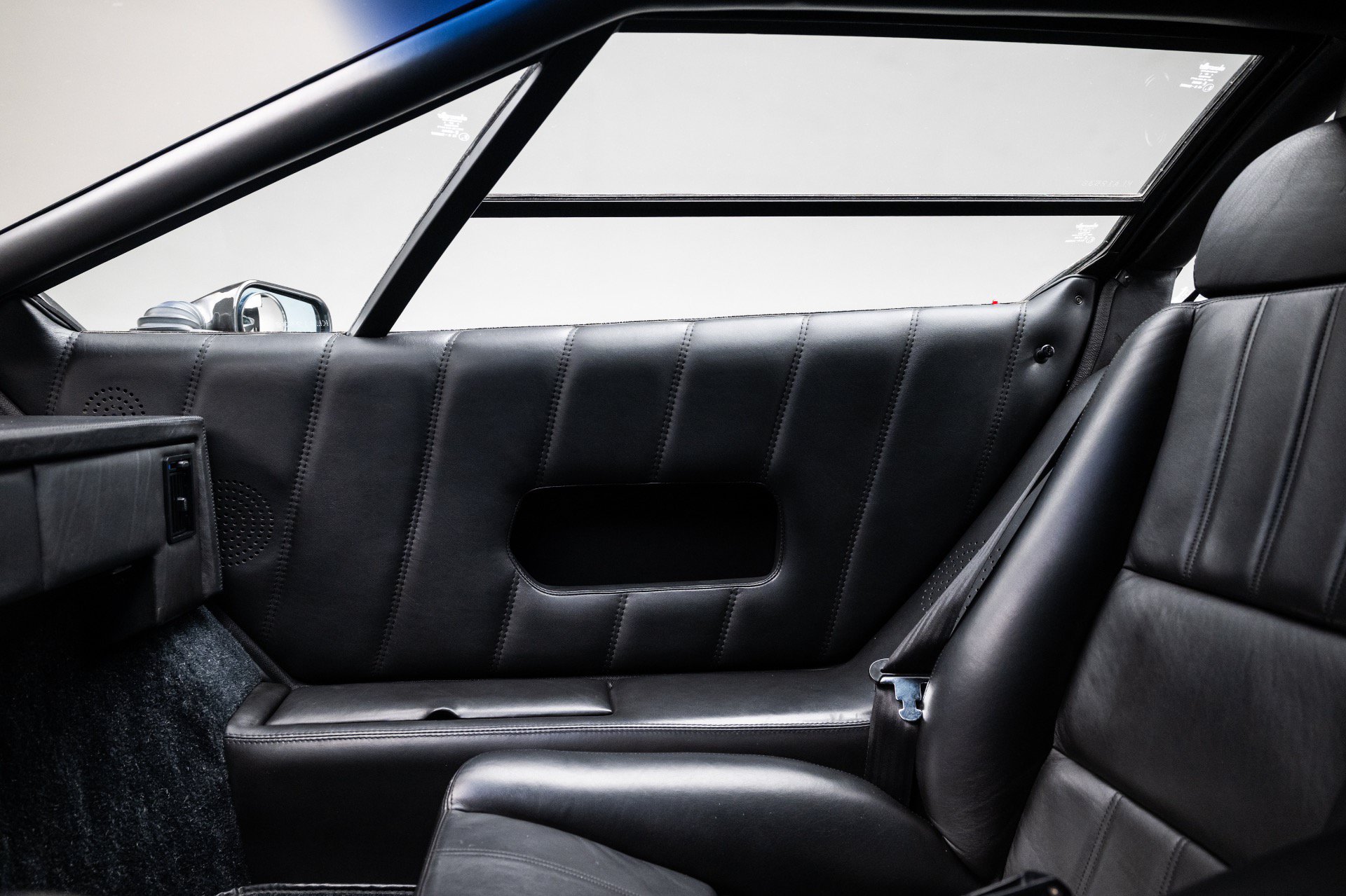 Used 1989 Lamborghini Countach Coupe RWD image 27