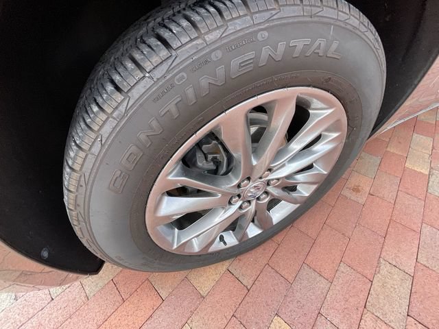 Used 2023 Buick Enclave Avenir FWD image 29