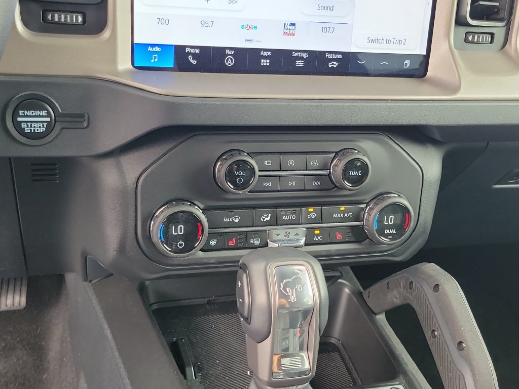 New 2026 Ford Bronco Outer Banks w/ Sasquatch Package AWD/4WD image 28