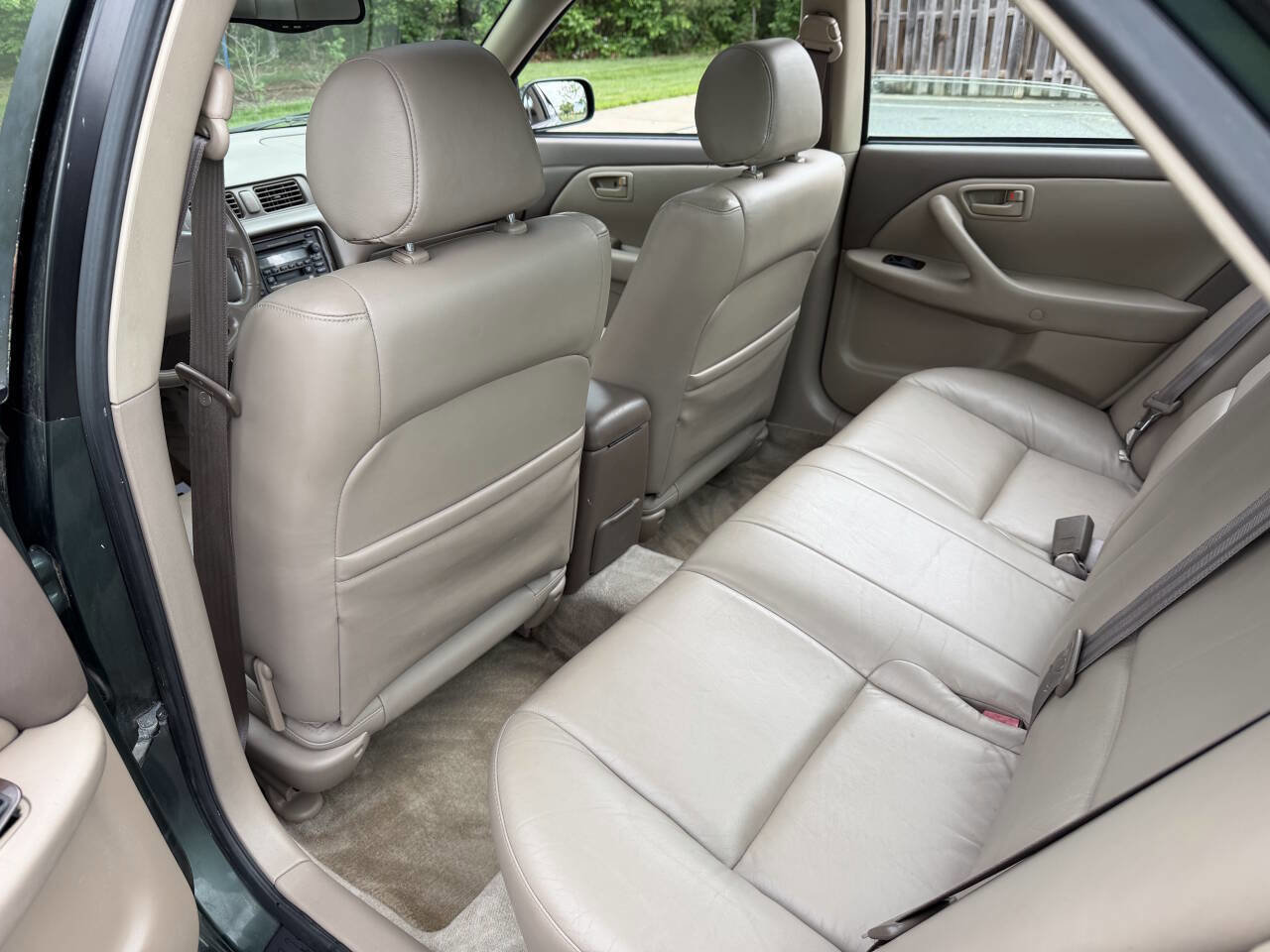 Used 2000 Toyota Camry XLE FWD image 31