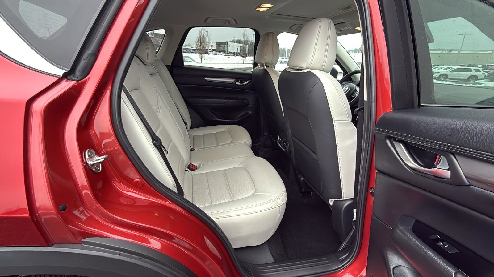 Used 2022 MAZDA CX-5 AWD 2.5 S w/ Preferred Package image 22