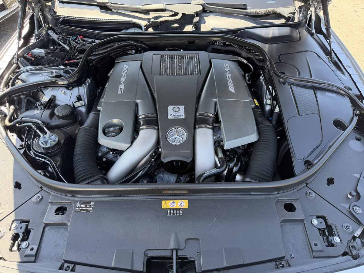 Used 2015 Mercedes-Benz S 63 AMG 4MATIC Coupe image 22