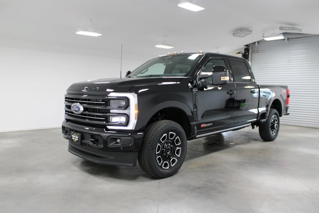 New 2026 Ford F250 Platinum AWD/4WD image 3