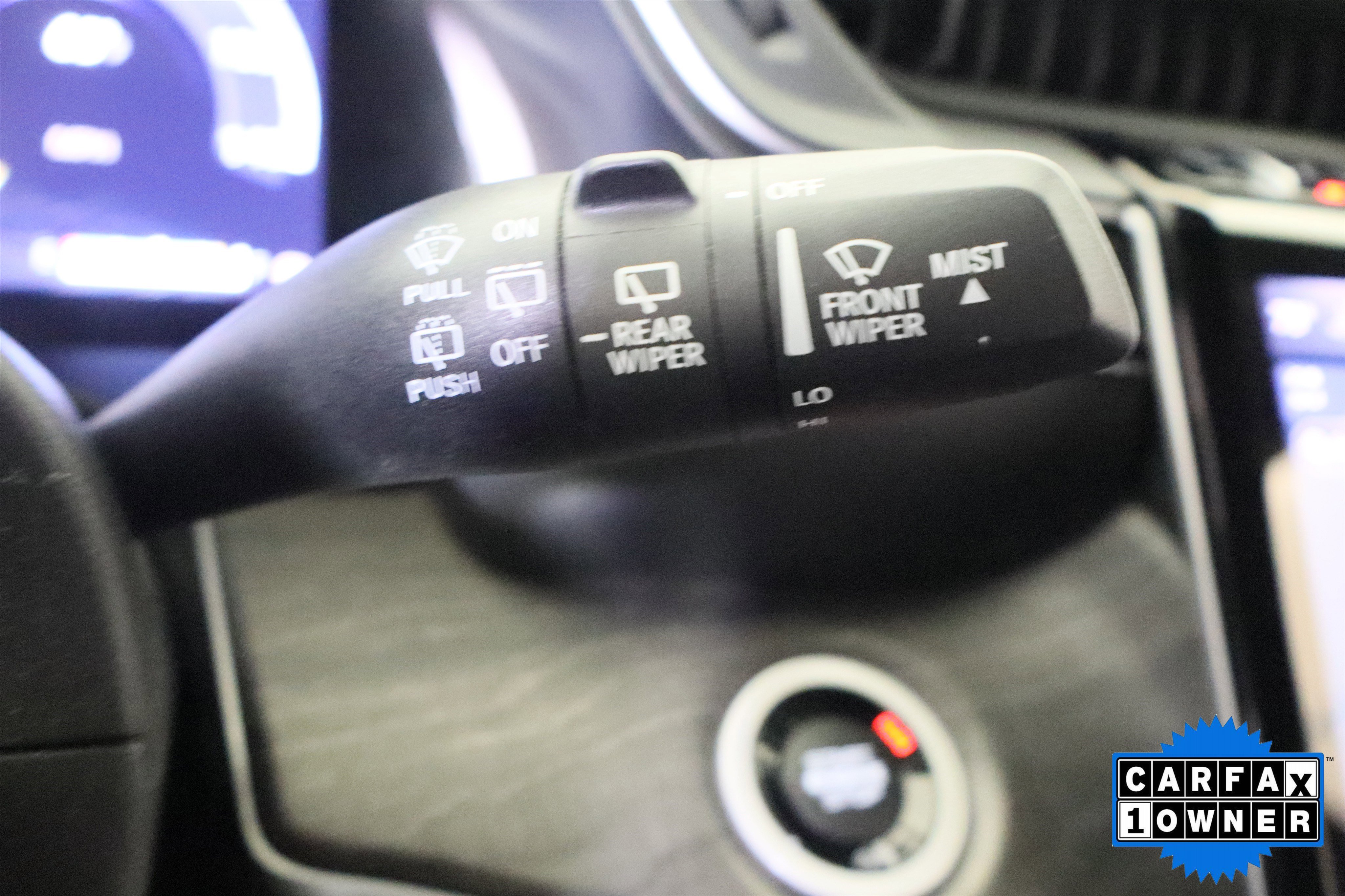 Used 2023 Jeep Grand Cherokee Limited w/ Black Appearance Package AWD/4WD image 32