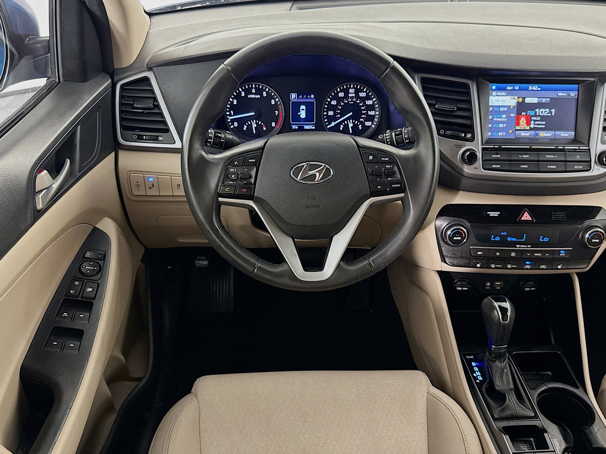 Used 2018 Hyundai Tucson Value FWD image 16