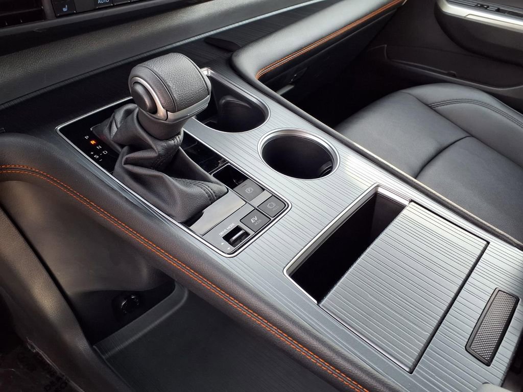 Used 2024 Toyota Sienna XSE image 19