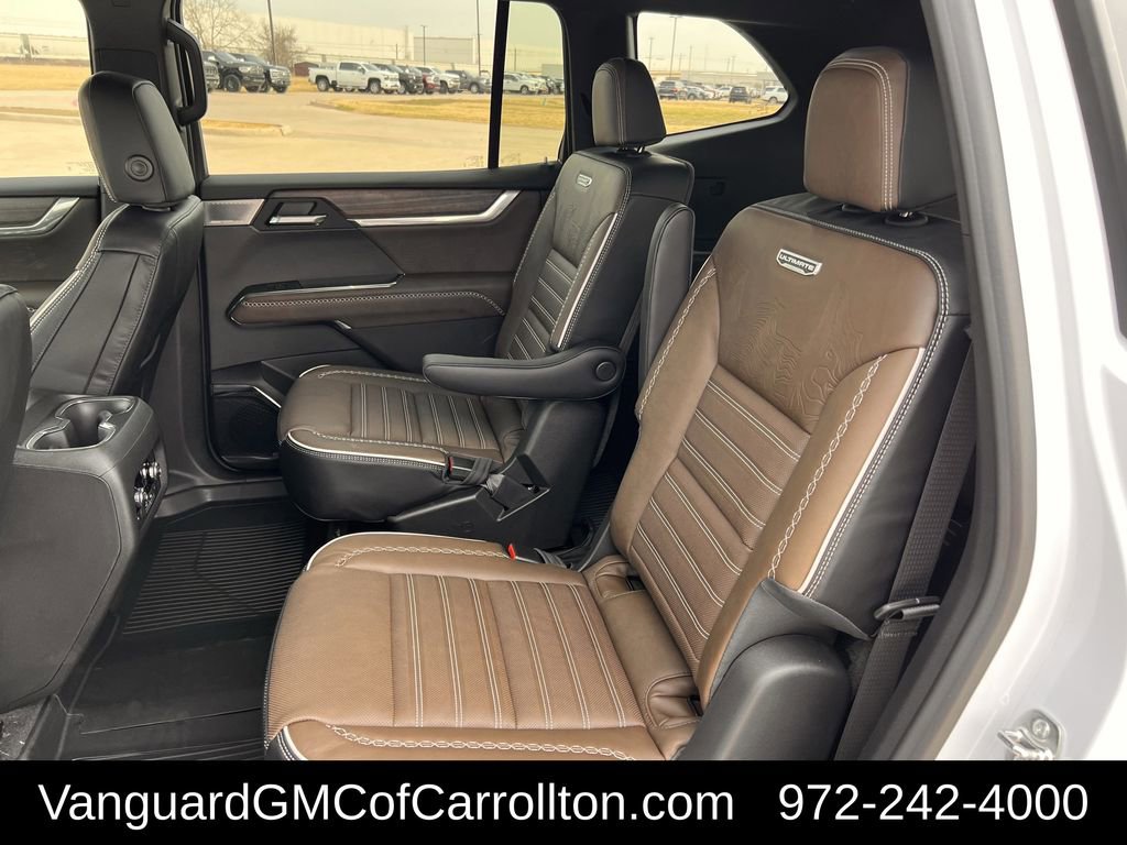 New 2026 GMC Acadia Denali Ultimate w/ LPO, Floor Liner Package image 26