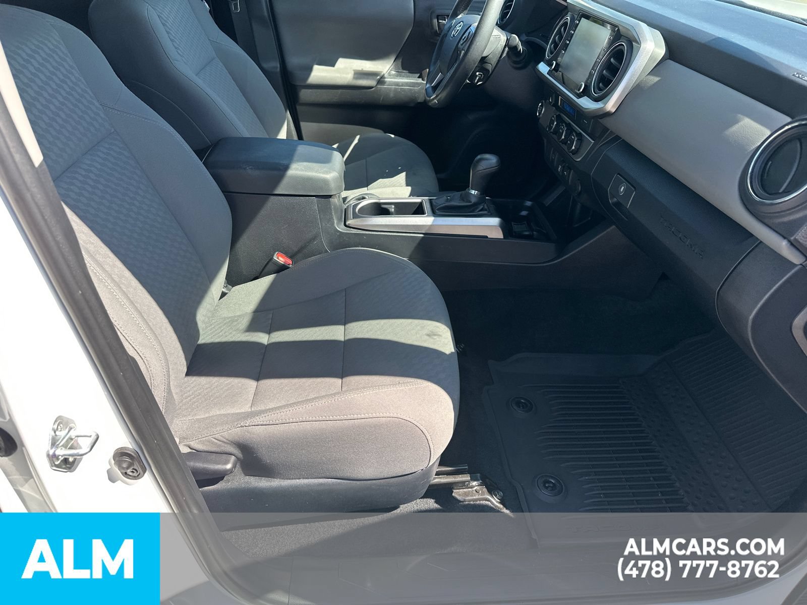 Used 2023 Toyota Tacoma SR5 RWD image 15