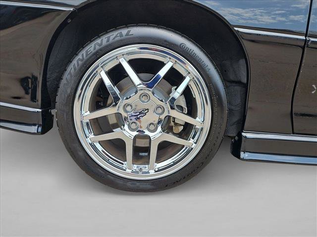 Used 2002 Chevrolet Camaro Z28 w/ Sport Appearance Pkg RWD image 18