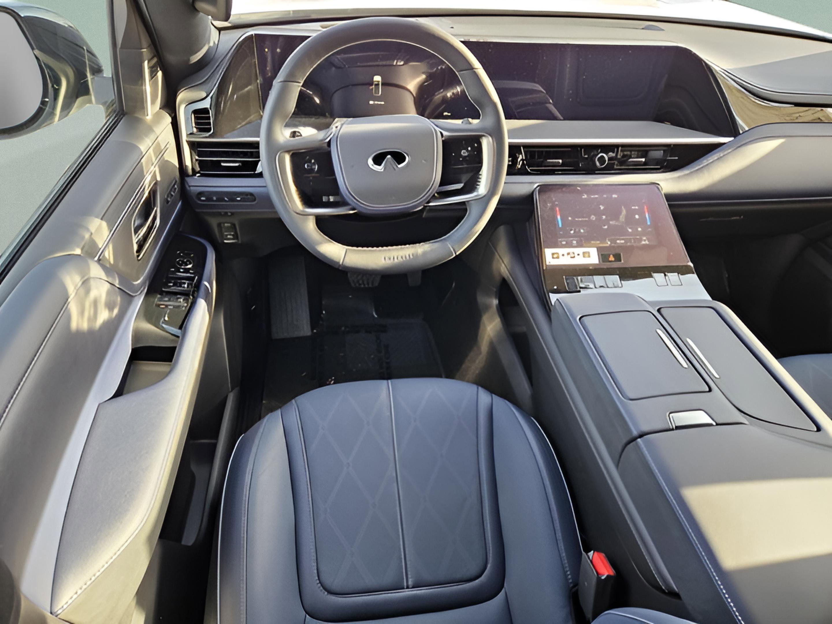 New 2026 INFINITI QX80 4WD image 43