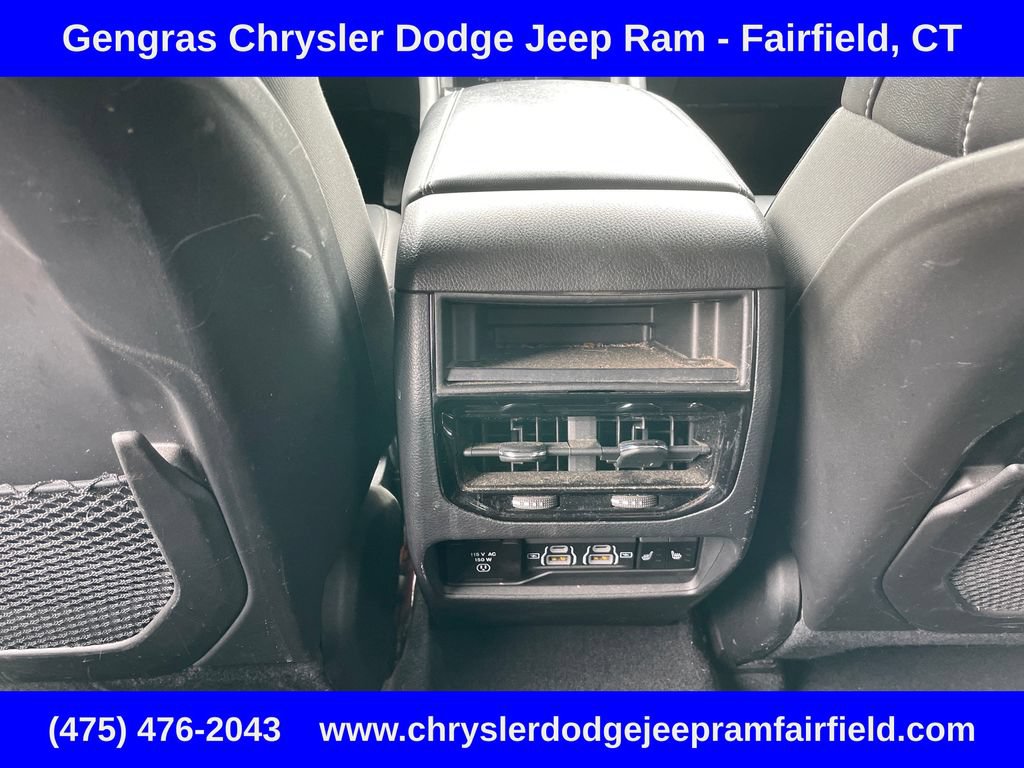 Used 2023 Jeep Grand Cherokee Limited w/ Luxury Tech Group II AWD/4WD image 34
