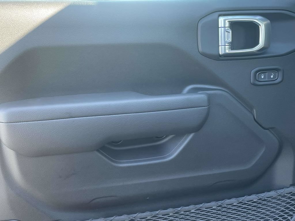 New 2026 Jeep Wrangler Sport AWD/4WD image 17