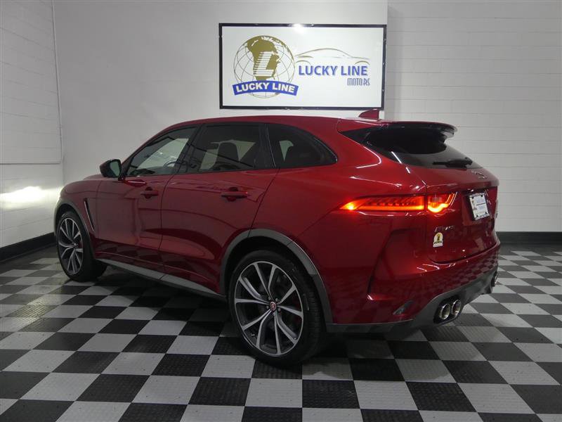 Used 2019 Jaguar F-PACE SVR image 11